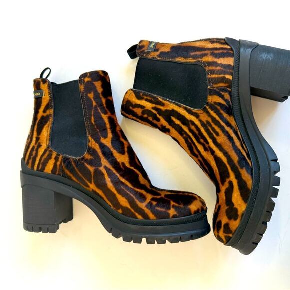 Prada Black Brown Calf Hair Leopard Print Lug Sole Chelsea Ankle boots EU 39 - Picture 3 of 12
